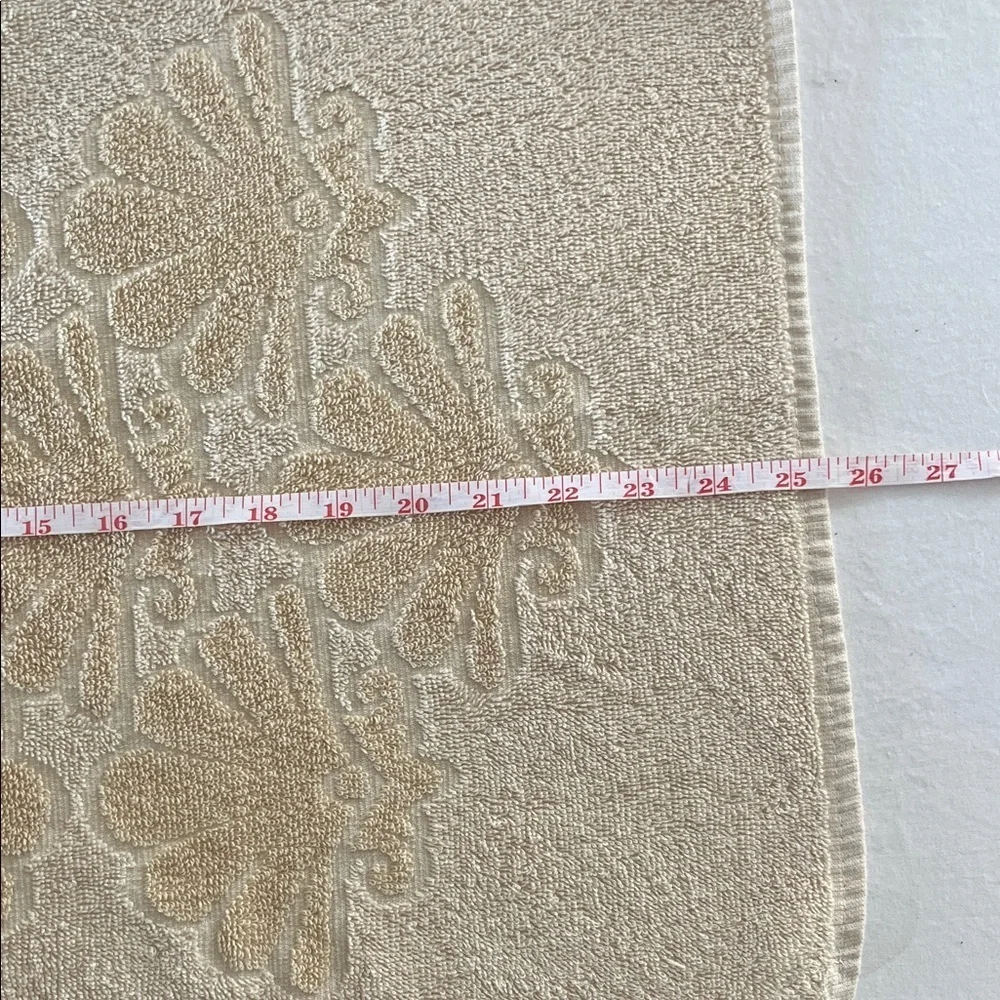 Vintage Fieldcrest Cotton Towel Beige Jacquard Floral Pattern mid century retro